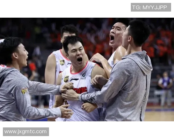 山东对广东精彩对决录像回放全程回顾与分析